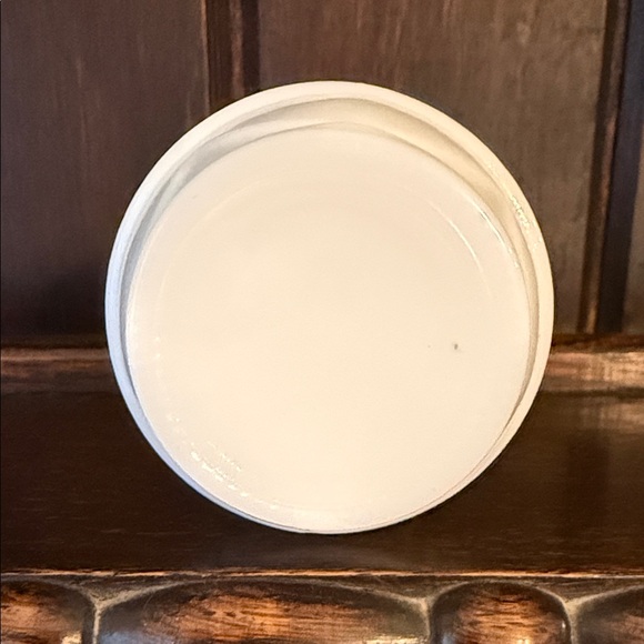 Chic White Fluted Vase - Picture 3 of 3